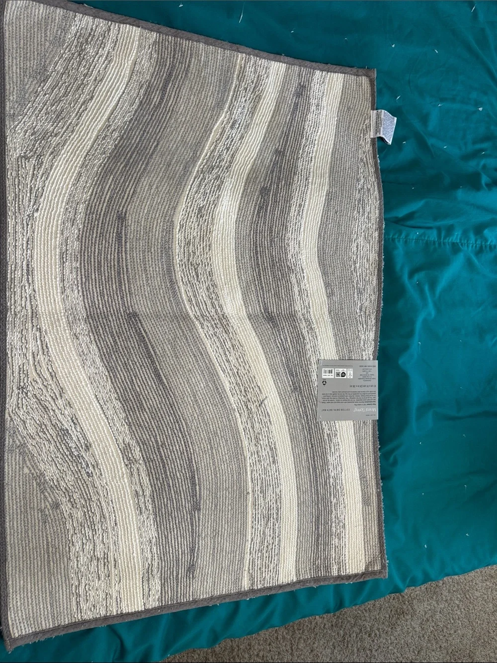 Home Bath Gray & white Striped Bath Rug